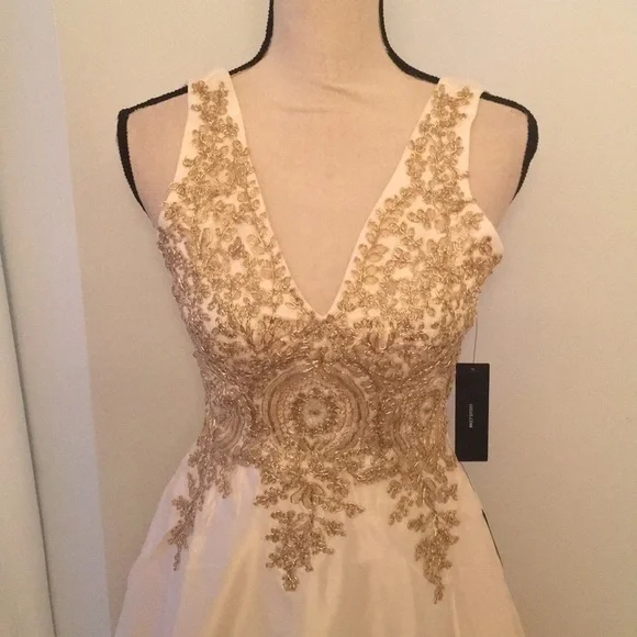 Lulus formal dress. NWT. XS or Small - Picture 3 of 16